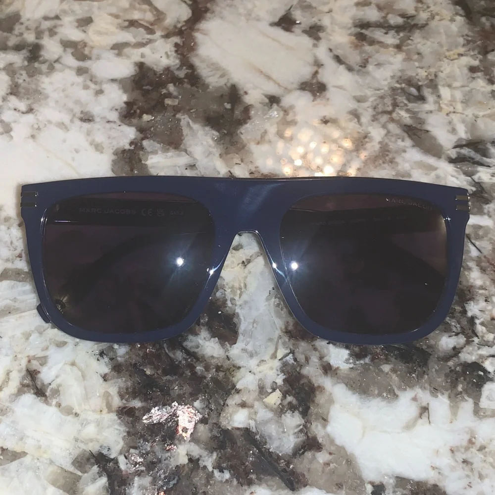 Marc Jacobs Unisex Flat Top Sunglasses